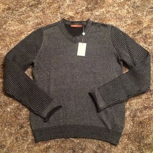 7 For All Mankind Men’s Dark Grey V-Neck Sweater